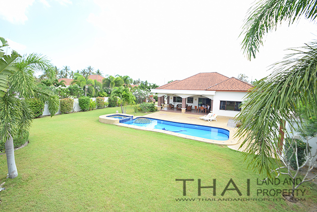 A SPACIOUS SECLUDED 3 BED POOL VILLA ? HUA HIN ? 8.25MB