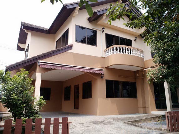 For Rent 2 Storey House Ladprao Soi 19 near MRT Ladprao (AOL-H-1504011)