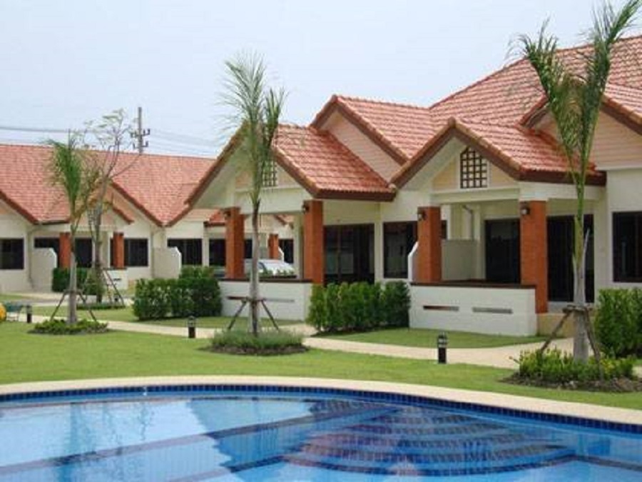 HOUSE 2 BEDROOMS, THAILAND RESORT HUA HIN, SELLING AT 2.75M.THB