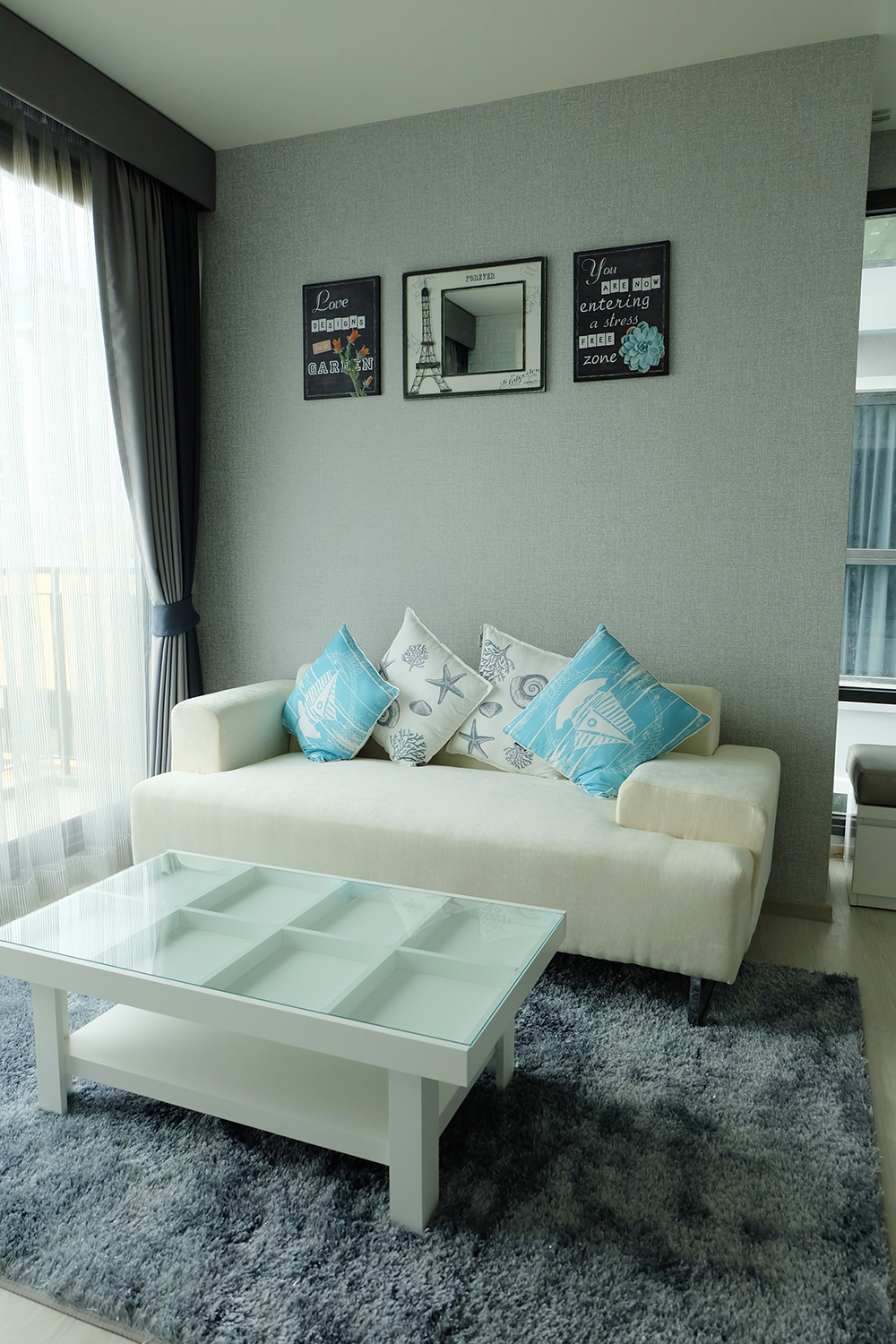 Condo for rent corner room & fully furnished near BTS 
