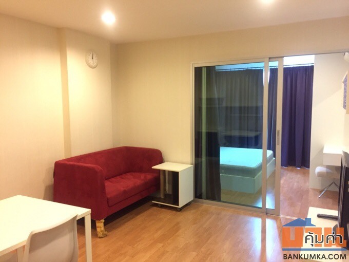 For rent Casa condo BTS Tarad Phu only 50 step to BTS fully furnished 1 bed 40 Sqm. Ready to move in today.