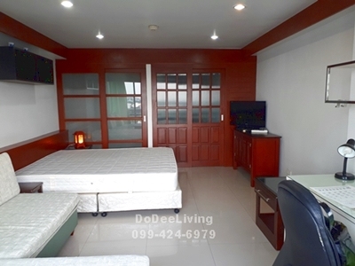 For rent Evergreen View Condo near Mega Bangna High Floor fully furnished with Washer