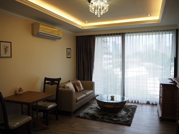 NOBLE AMBIENCE SARASIN for rent 50 sqm 1 bed 30000 bath per month
