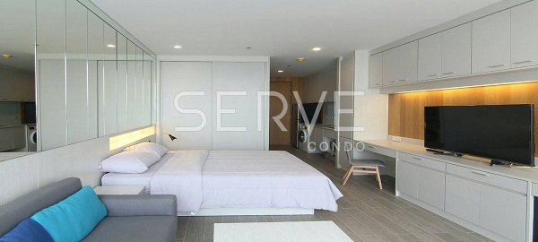 NOBLE REVO SILOM for rent close to Surasak BTS station room 21 1 Bed 34 sqm 25000 bath per month