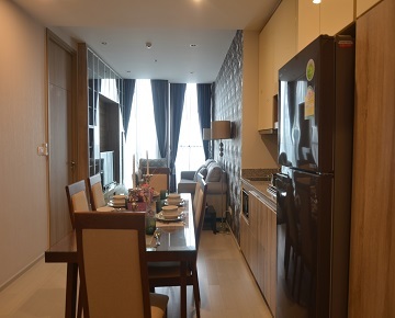 NOBLE PLOENCHIT brand new Condo for rent room 4 2 beds 72 sqm and 85000 per month