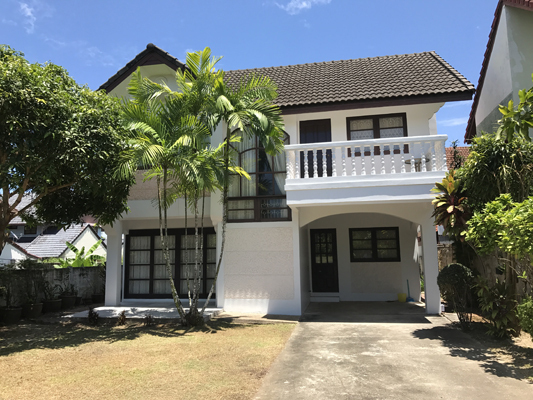 MT-0145 - Detached house for rent with 4 bedrooms, 3 bathrooms, 1 kitchen, 1 car park.